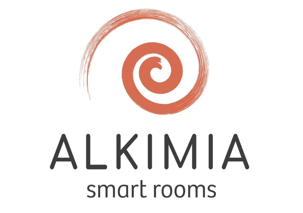 Alkimia Smart Rooms แฟร์รารา ภายนอก รูปภาพ